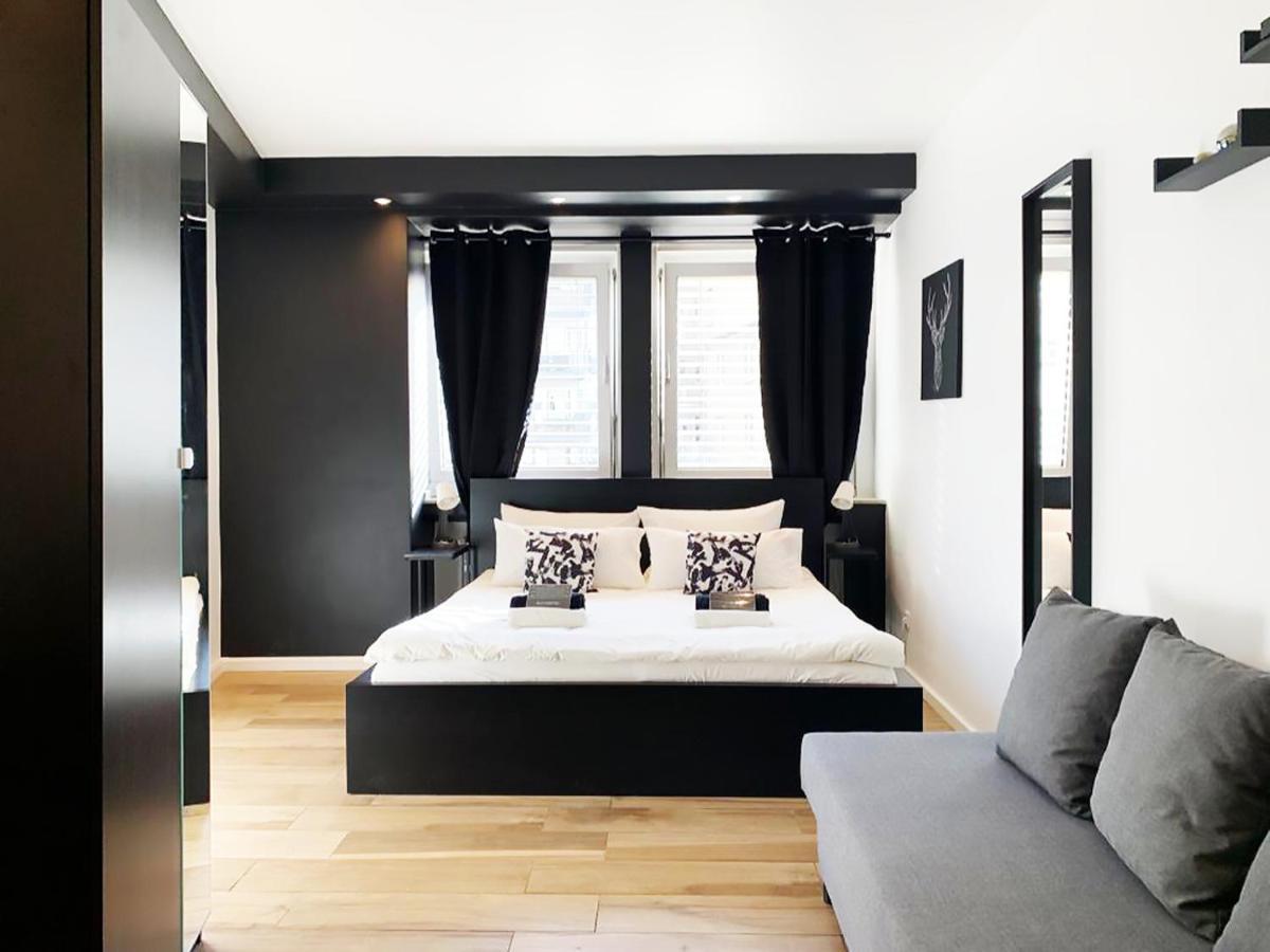 Standard Dreibettzimmer mit Gemeinschaftsbad