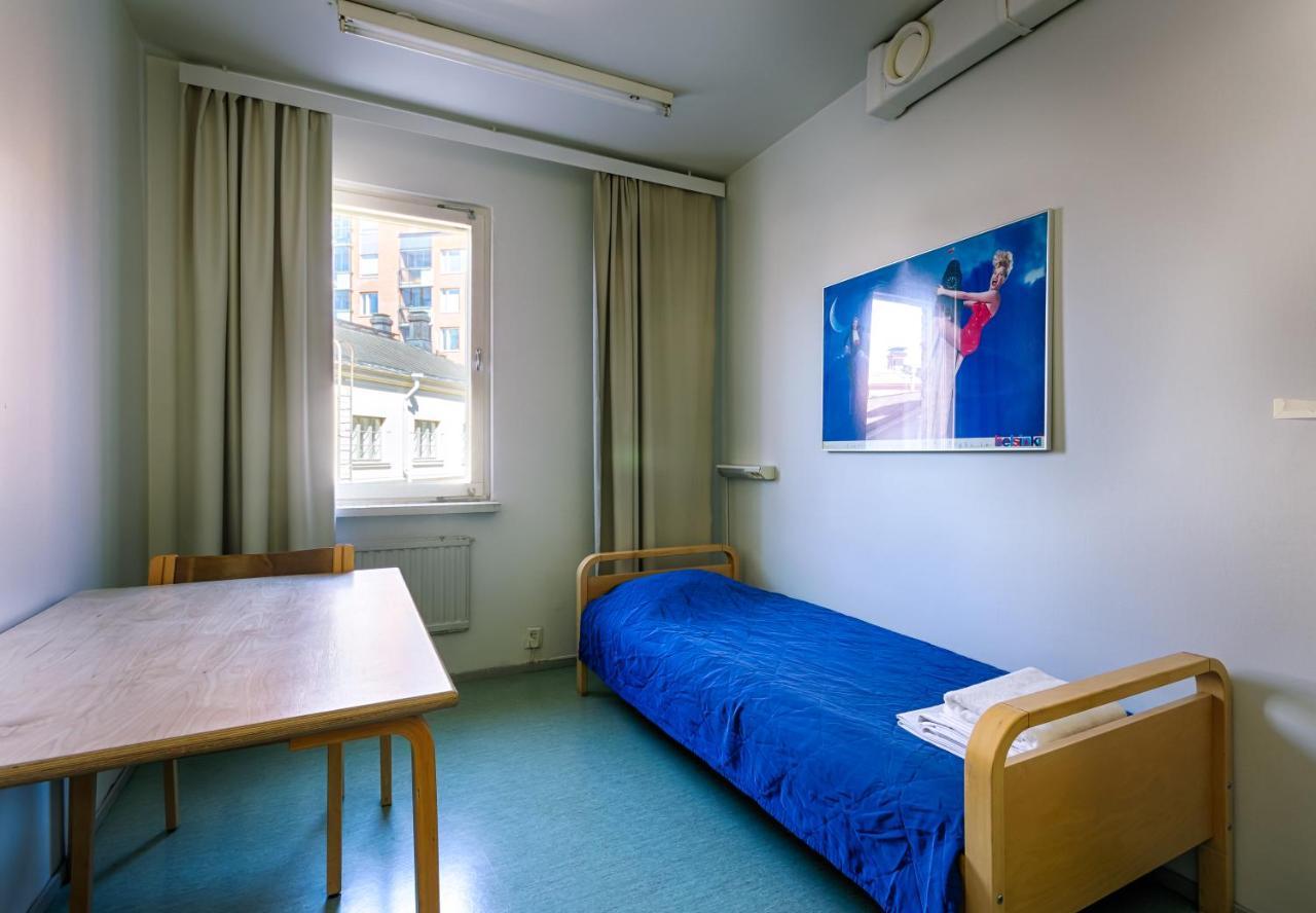 Budget Single Room with Shared Bathroom,1440298045:JPEG