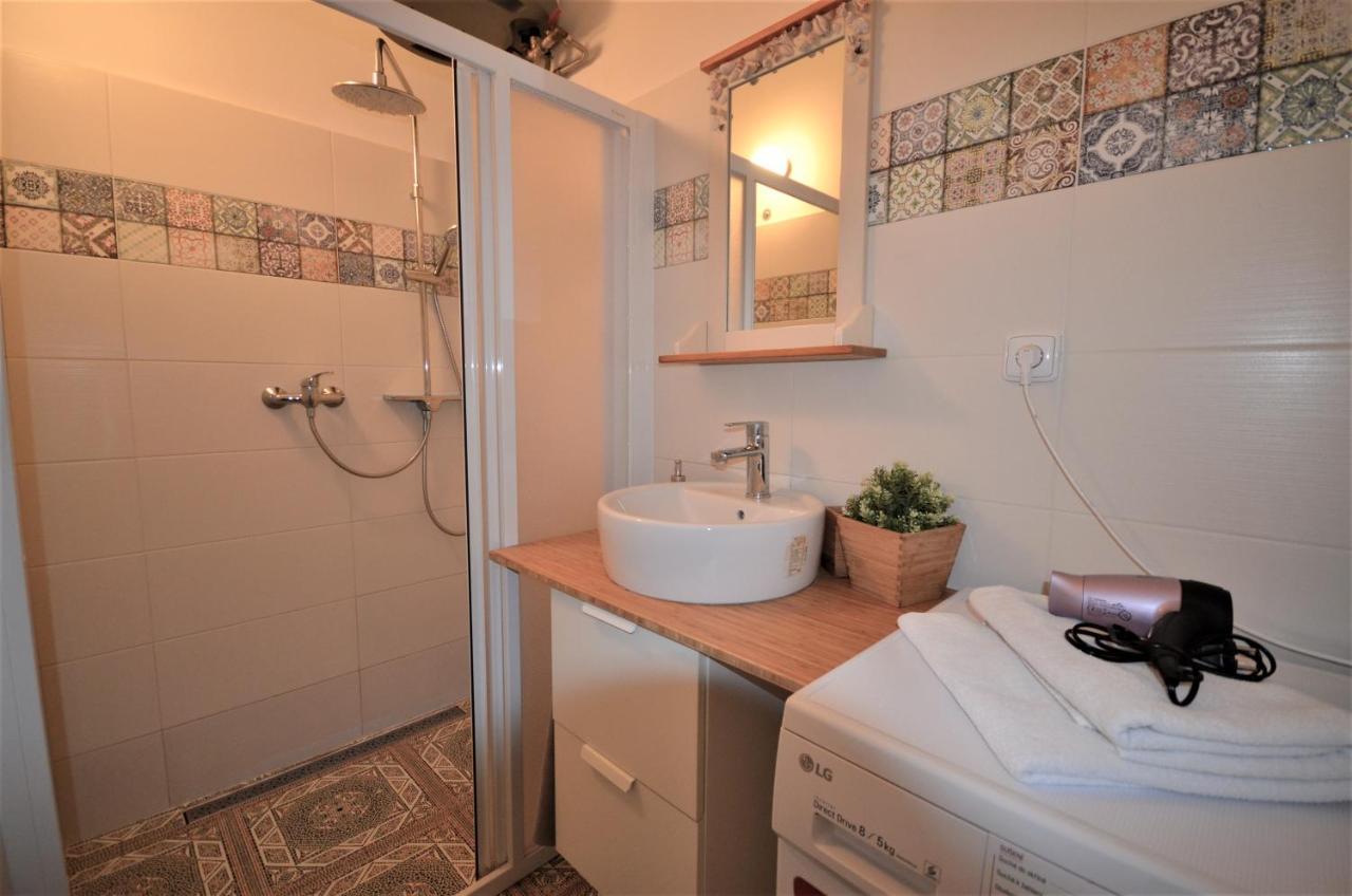 Studio-Apartment mit eigenem Bad