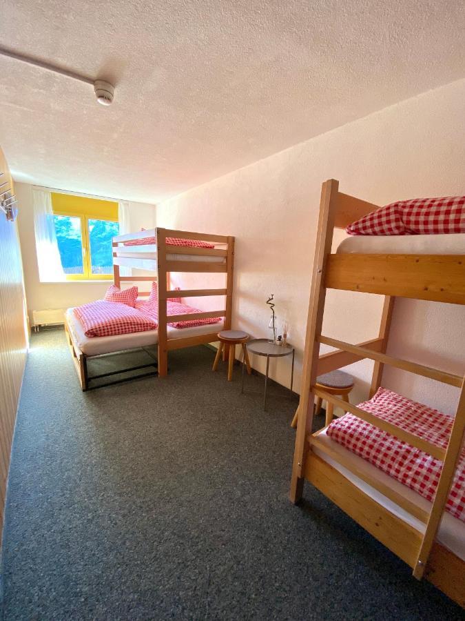 Multi-Bedroom Pull-out Double Bed,1155738720:JPEG
