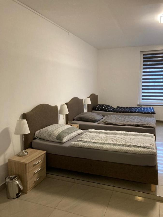Dreibettzimmer mit eigenem Bad