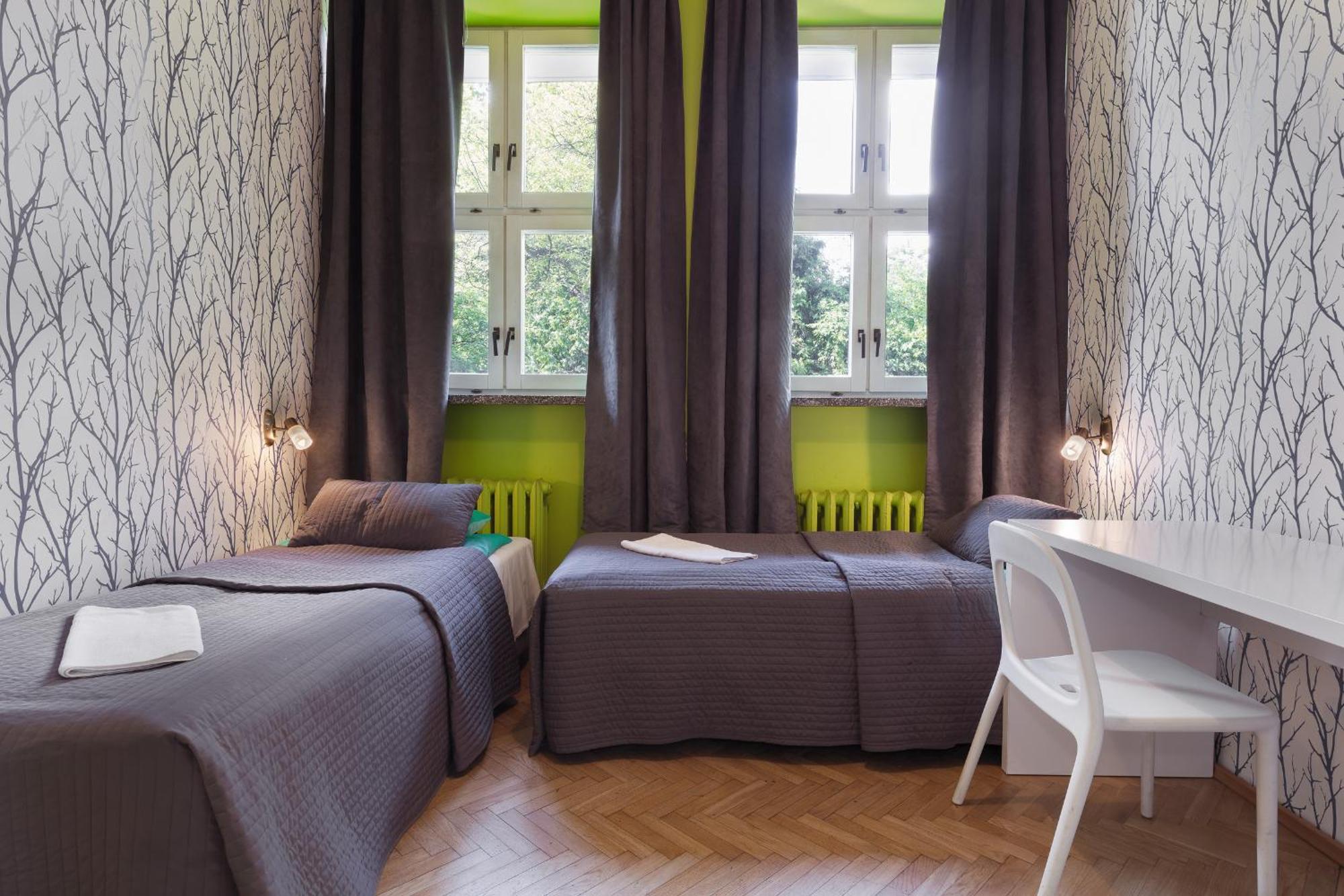 Zweibettzimmer mit Gemeinschaftsbad