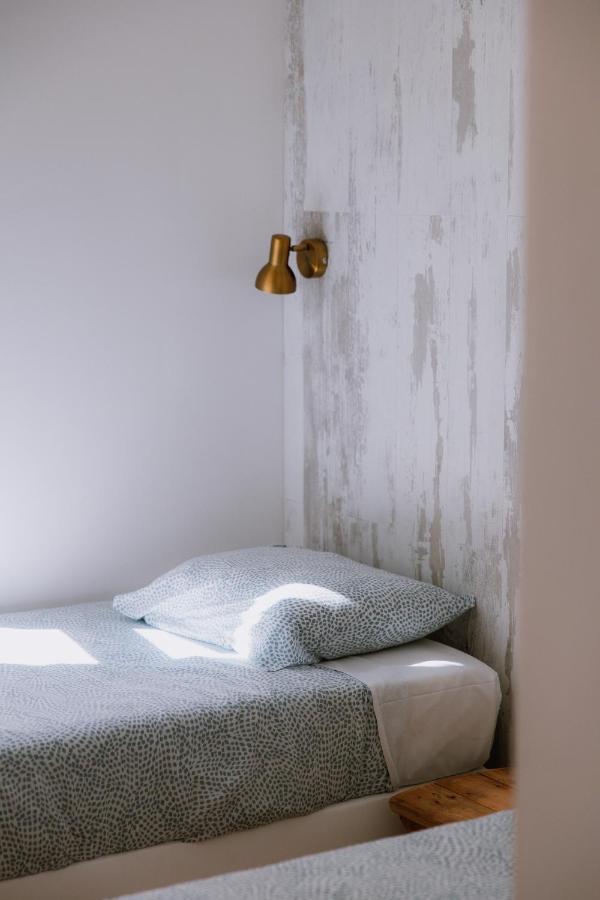 Kleines Zweibettzimmer