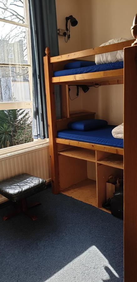 Bett im Frauenschlafsaal mit 4 Betten