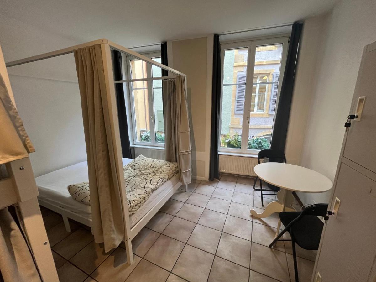 Bett im 6-Bett-Schlafsaal