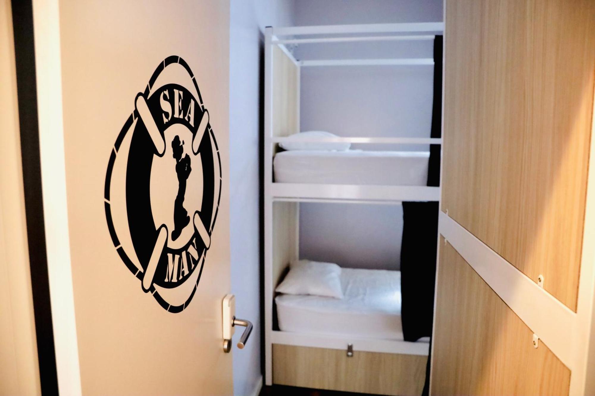 Bett im 8-Bett-Schlafsaal