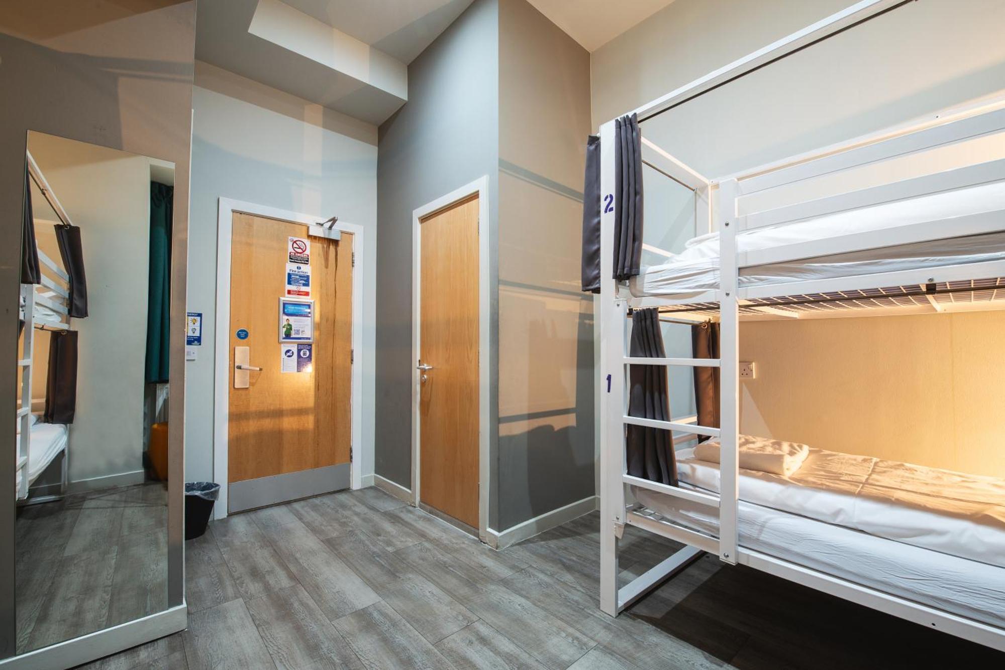 Bett im 4-Bett-Schlafsaal