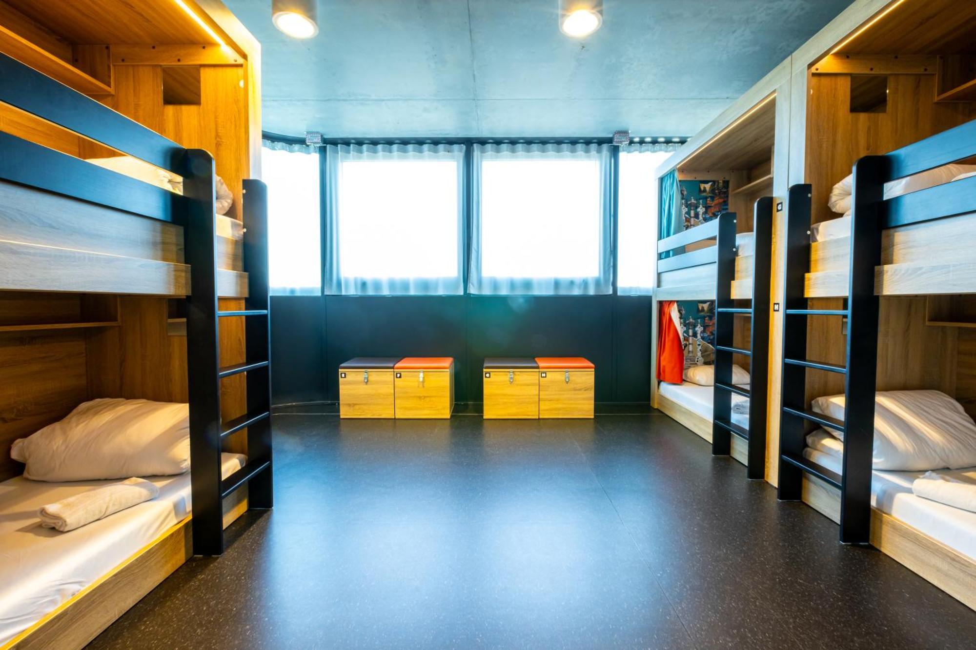 Gemischter Schlafsaal mit 6 Betten