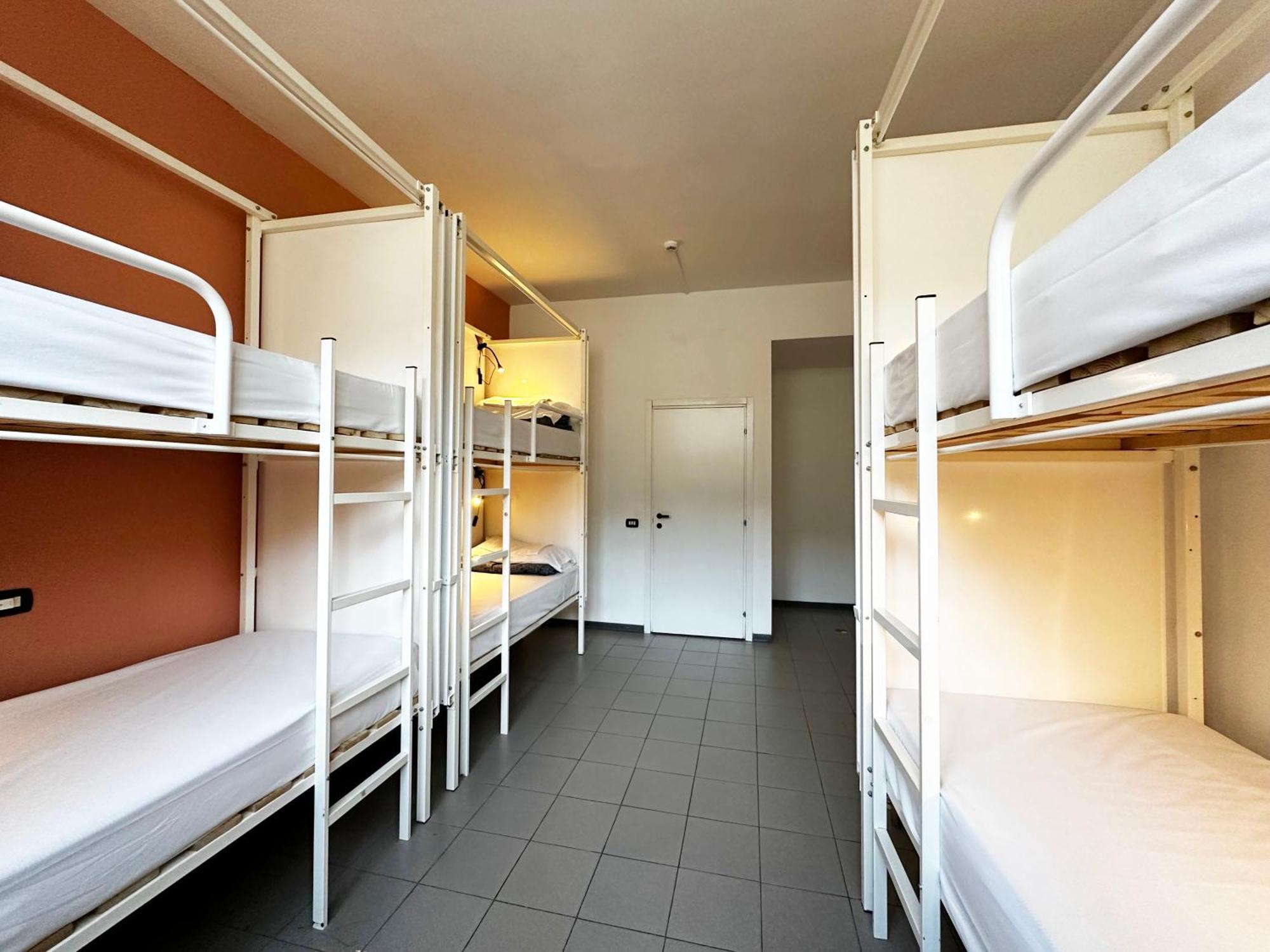 Bett im Frauenschlafsaal mit 4 Betten