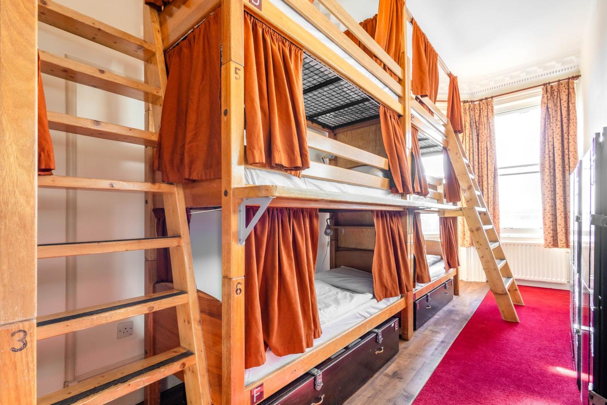 Bed 10-Bed Mixed Dormitory Room,1547356318:JPEG