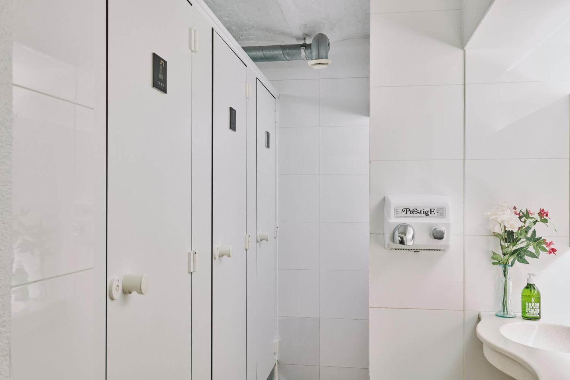 Bett im gemischten Schlafsaal mit 10 Betten