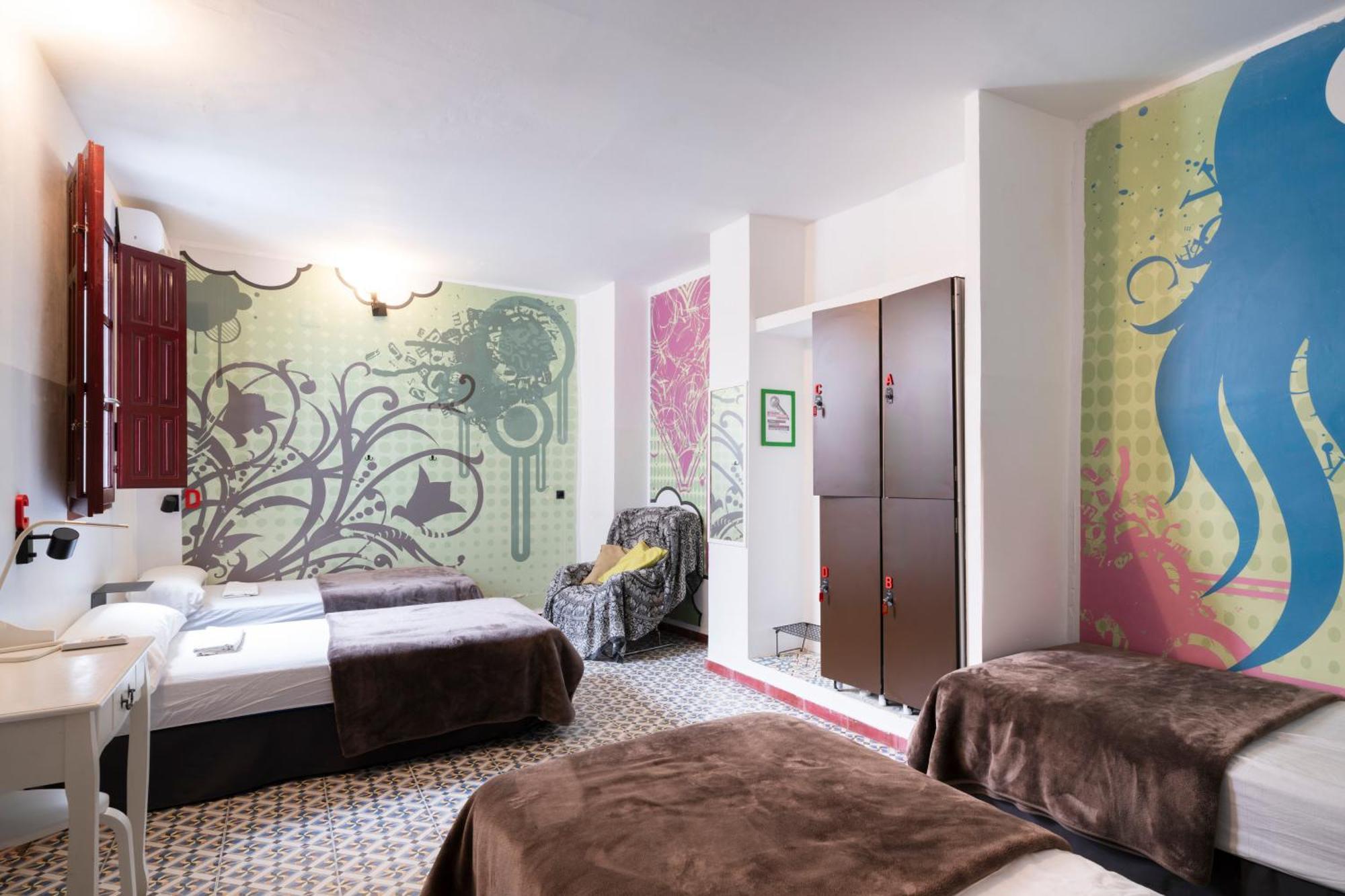 Einzelbett im 4-Bett-Schlafsaal für Frauen