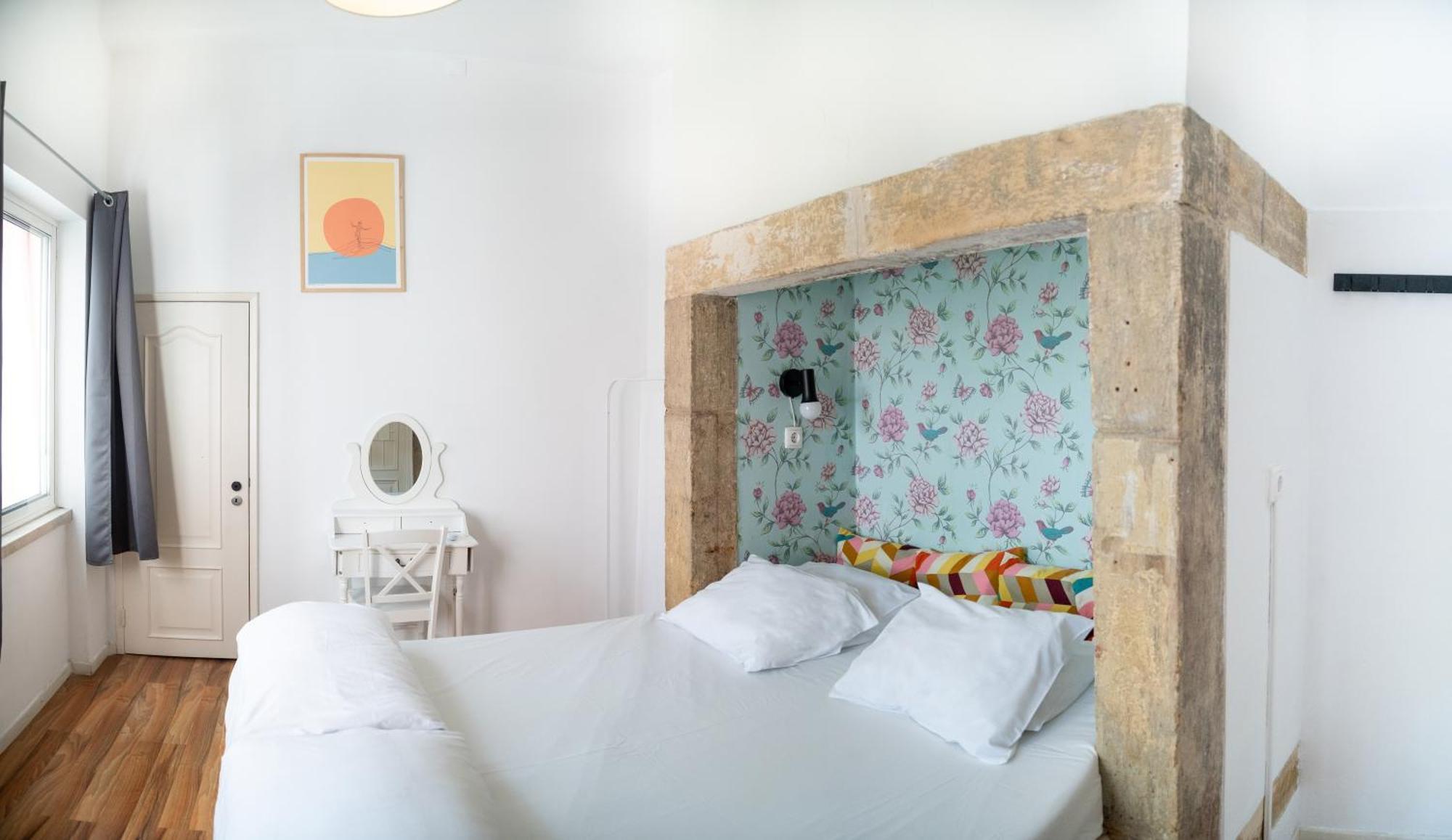 Double Room with Shared Bathroom,1608785405:JPEG