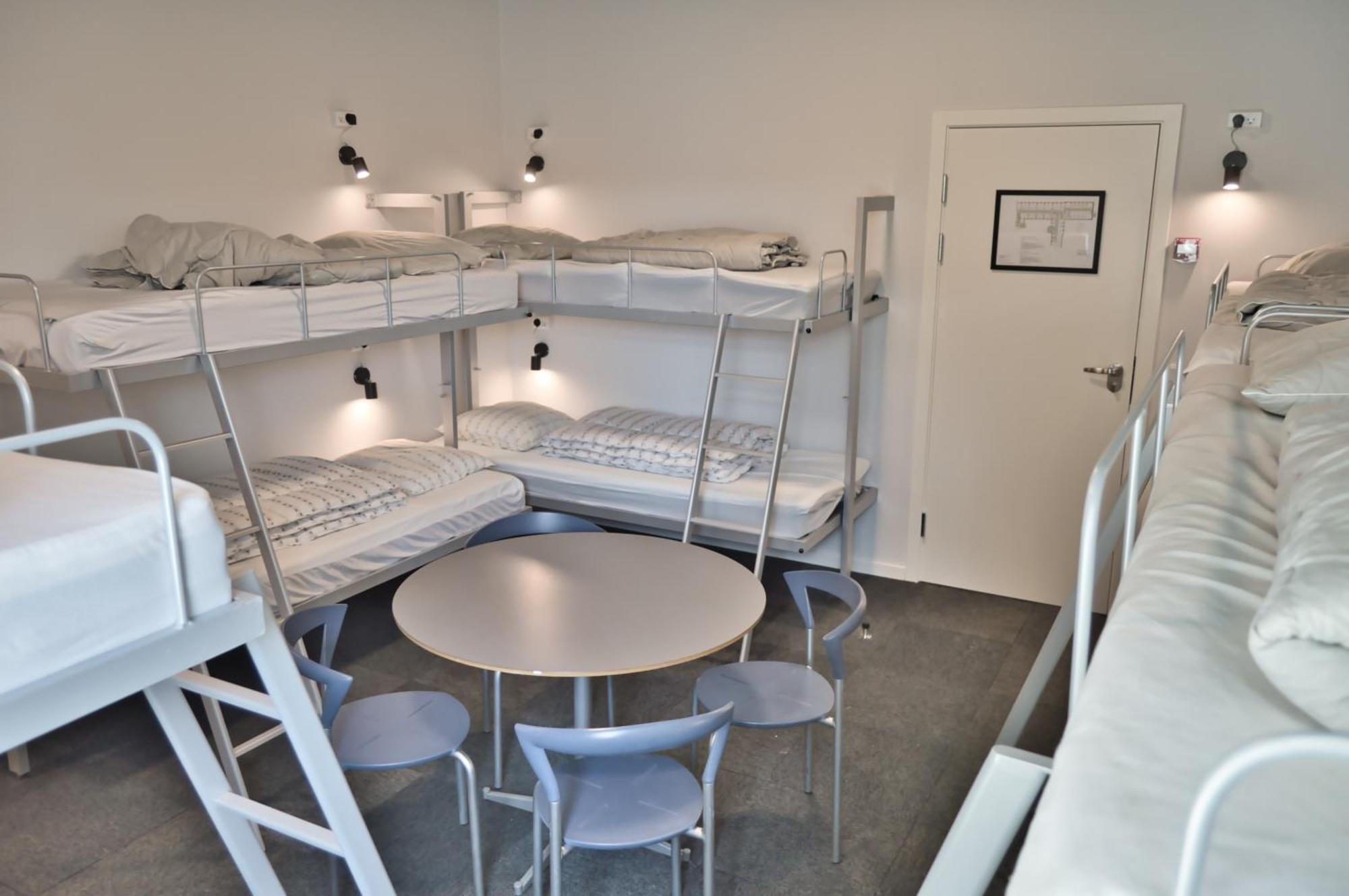 Bed in Mixed Dormitory,1628684094:JPEG