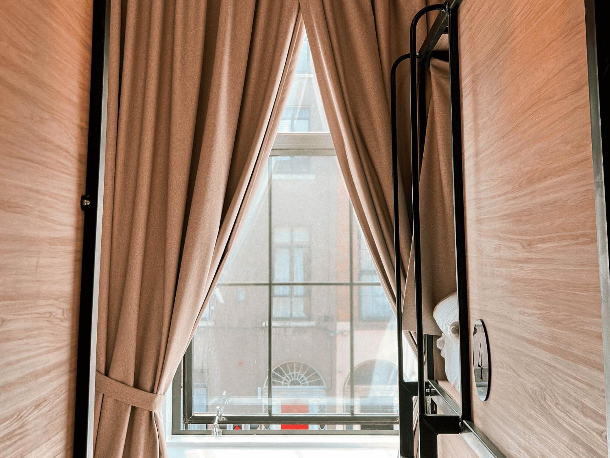 Bed in 14-Bed-Mixed Dormitory Room with ensuite Bathroom,1714081448:JPEG