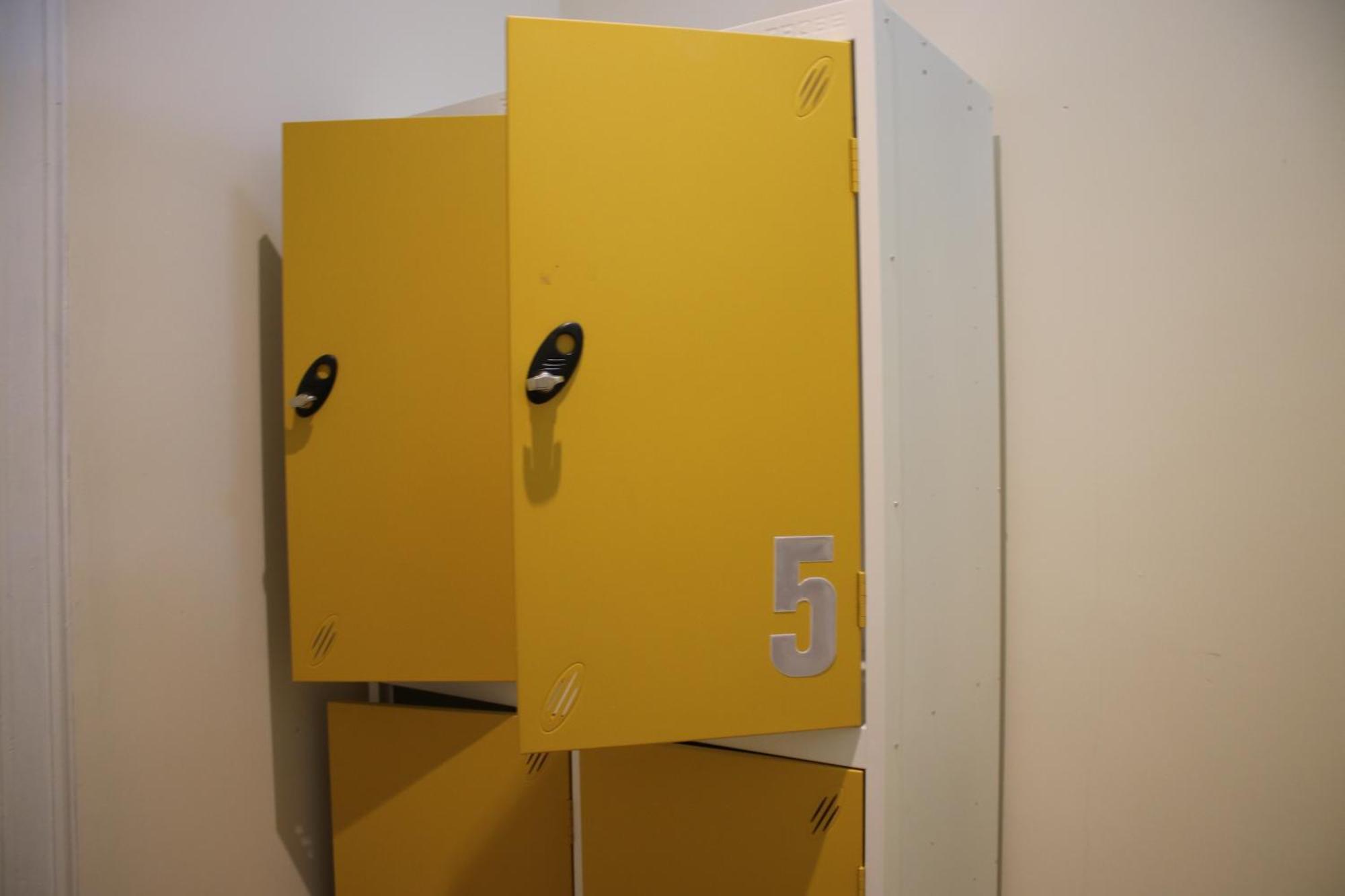 Bett im gemischten Schlafsaal mit 6 Betten und eigenem Bad