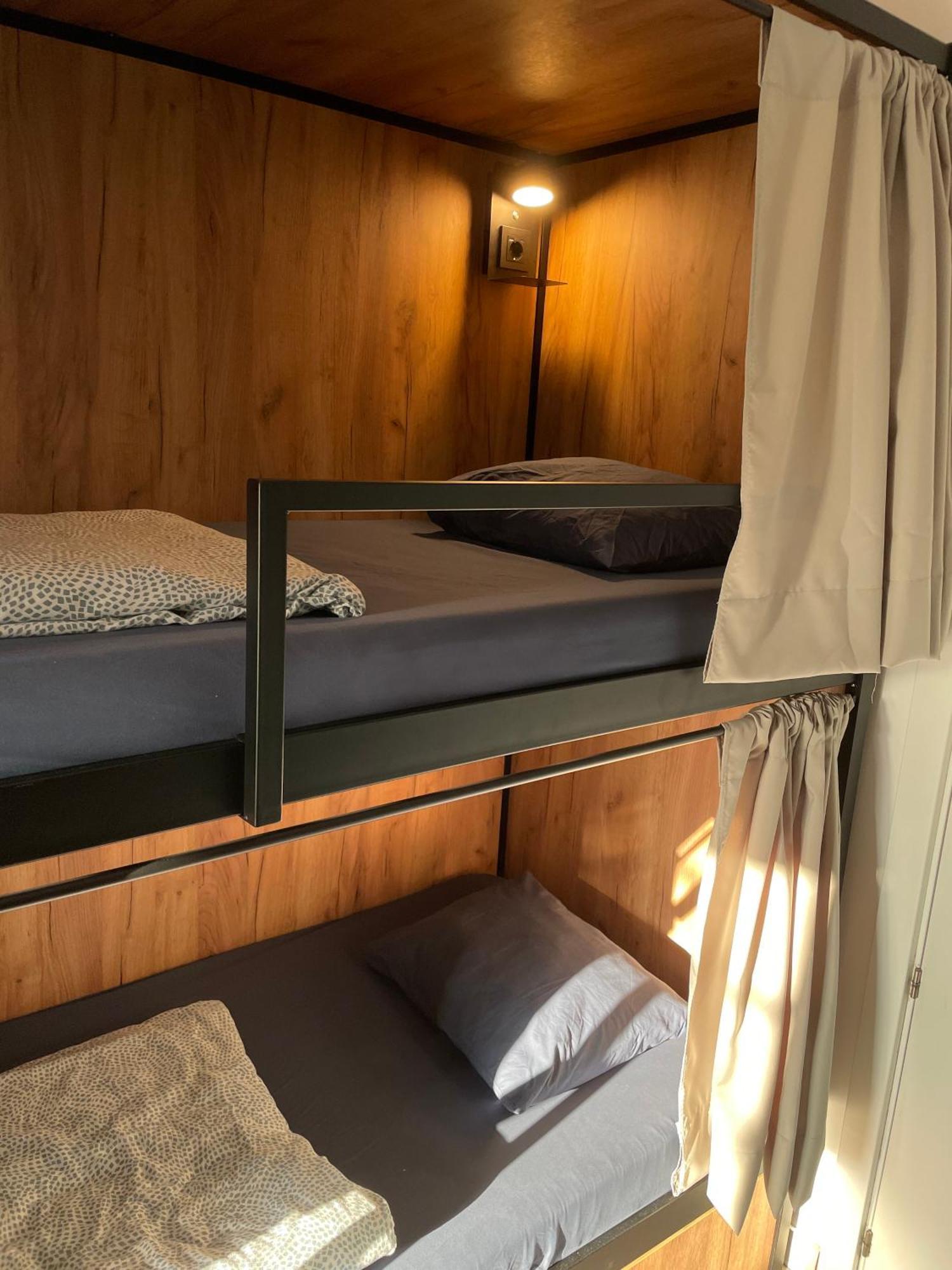 Bed 4-Bed Mixed Dormitory Room