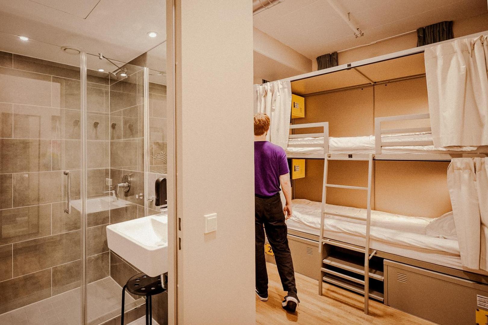 Bed 6-Bed Mixed Dormitory Room
