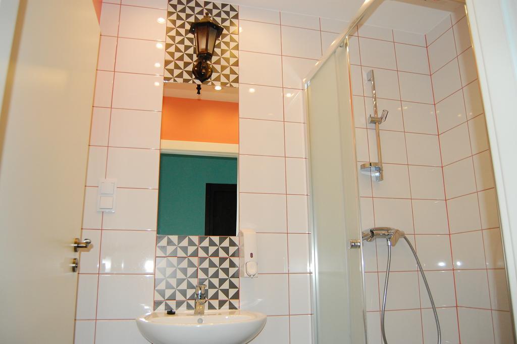 Bett im Schlafsaal für 8 Personen mit Badezimmer