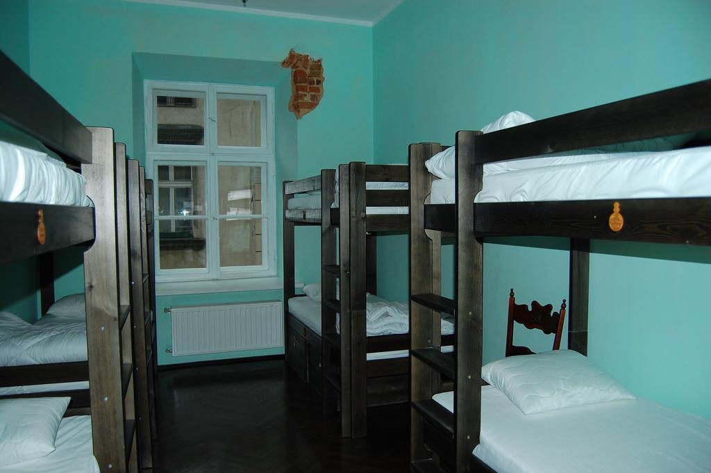 Bett im gemischten Schlafsaal mit 10 Betten