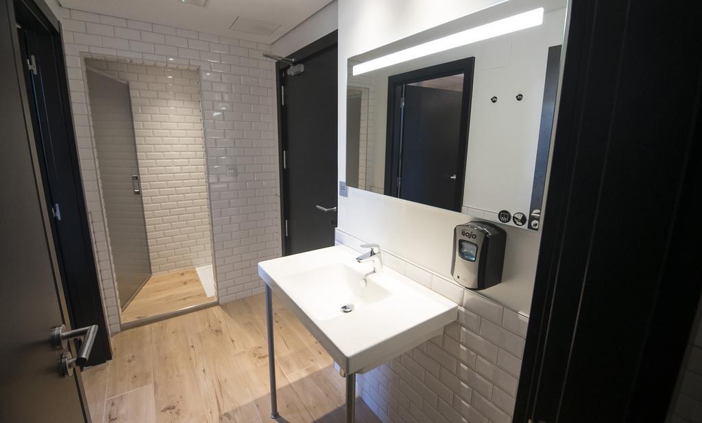 6-Bed Room Private Bathroom