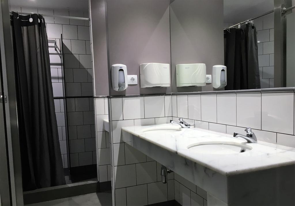 Bett im gemischten Schlafsaal mit 4 Betten