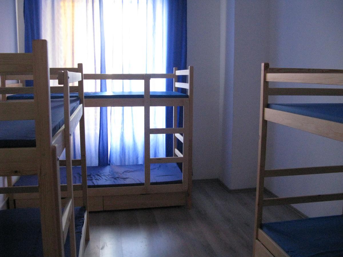 Etagenbett im gemischten Schlafsaal