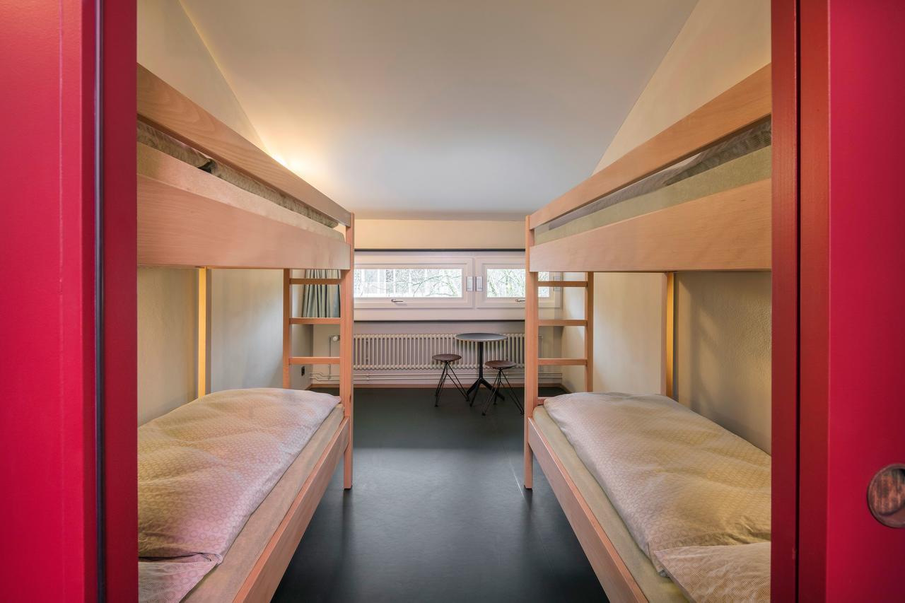 Vierbettzimmer mit Gemeinschaftsbad