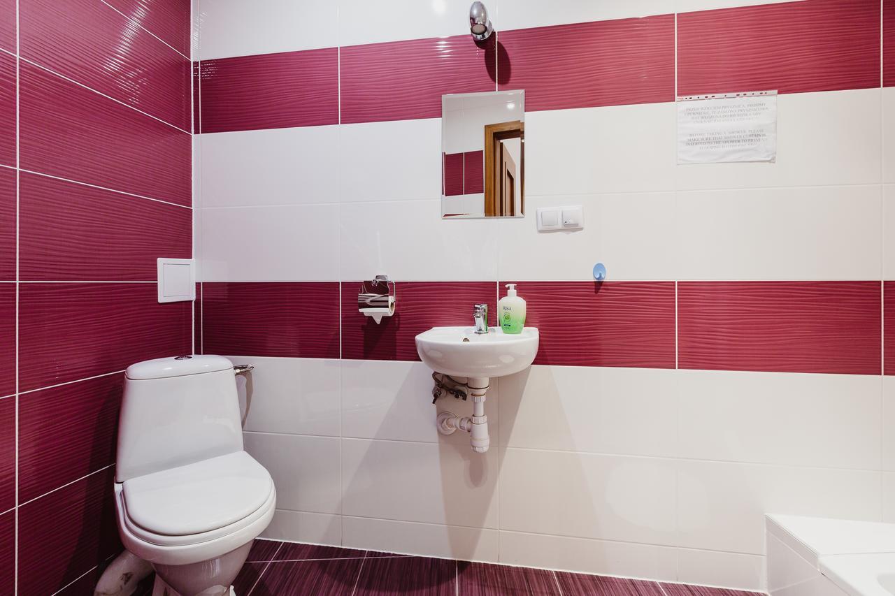 Twin Room,642453636:JPEG