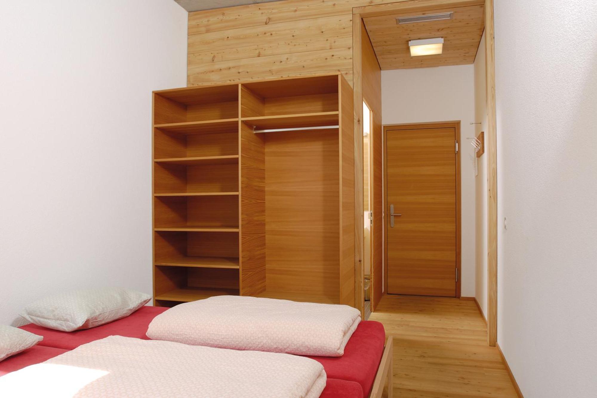 Single Room Shower,708945451:JPEG