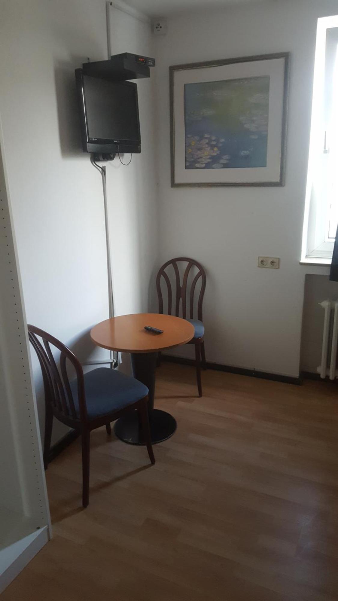 Doppelzimmer mit Gemeinschaftsbad