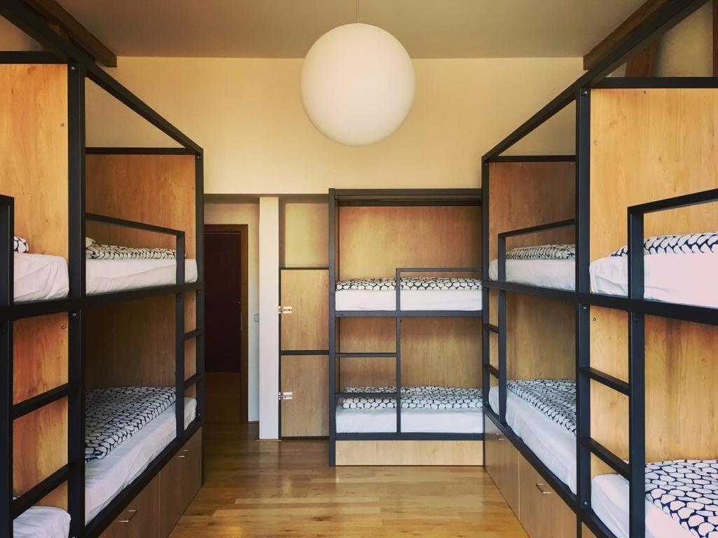 Bed 10-Bed Mixed Dormitory Room,890695996:JPEG