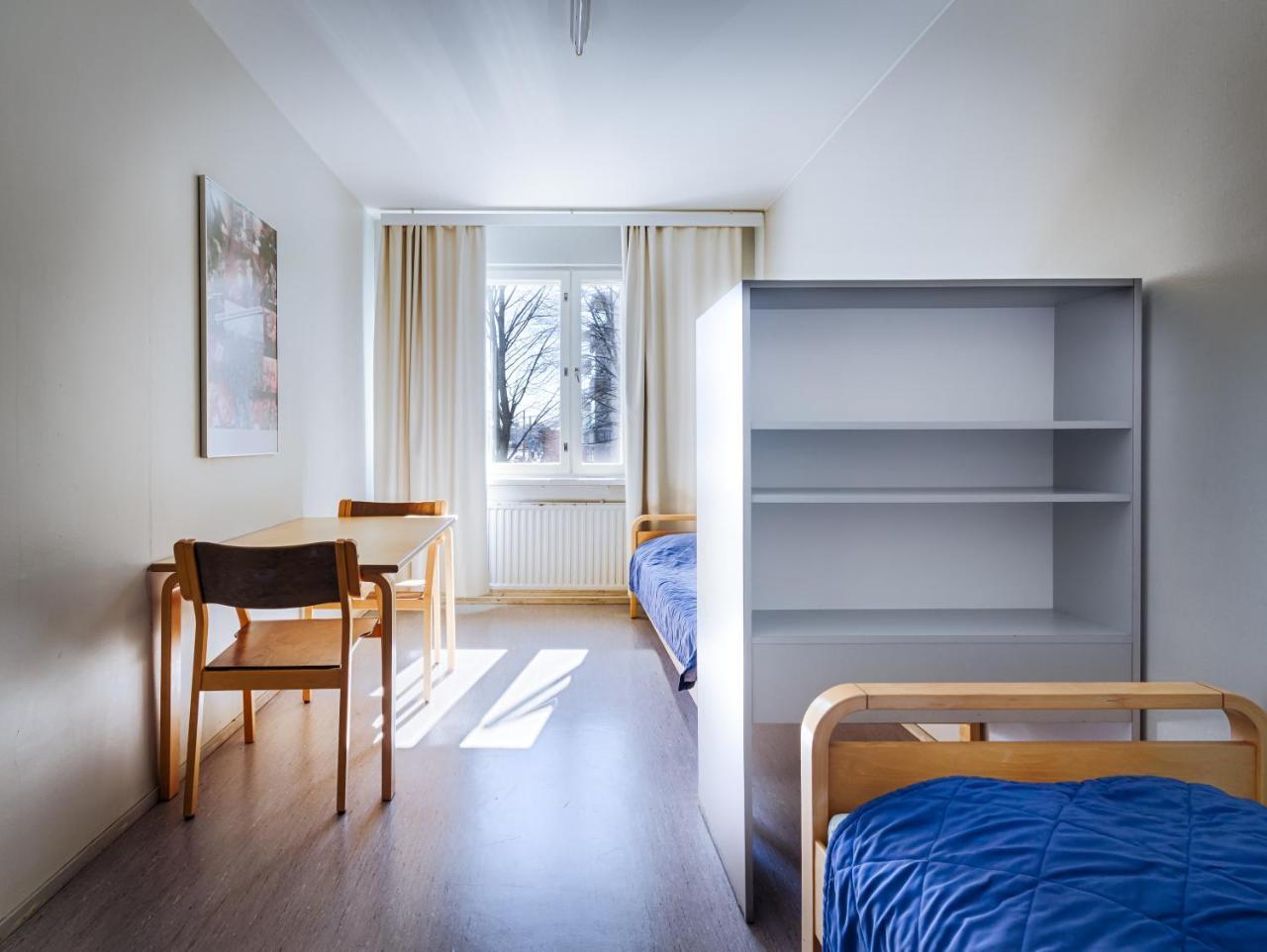 Budget Einzelbett im Gemeinschaftszimmer für Herren mit 2 Betten und Gemeinschaftsbad