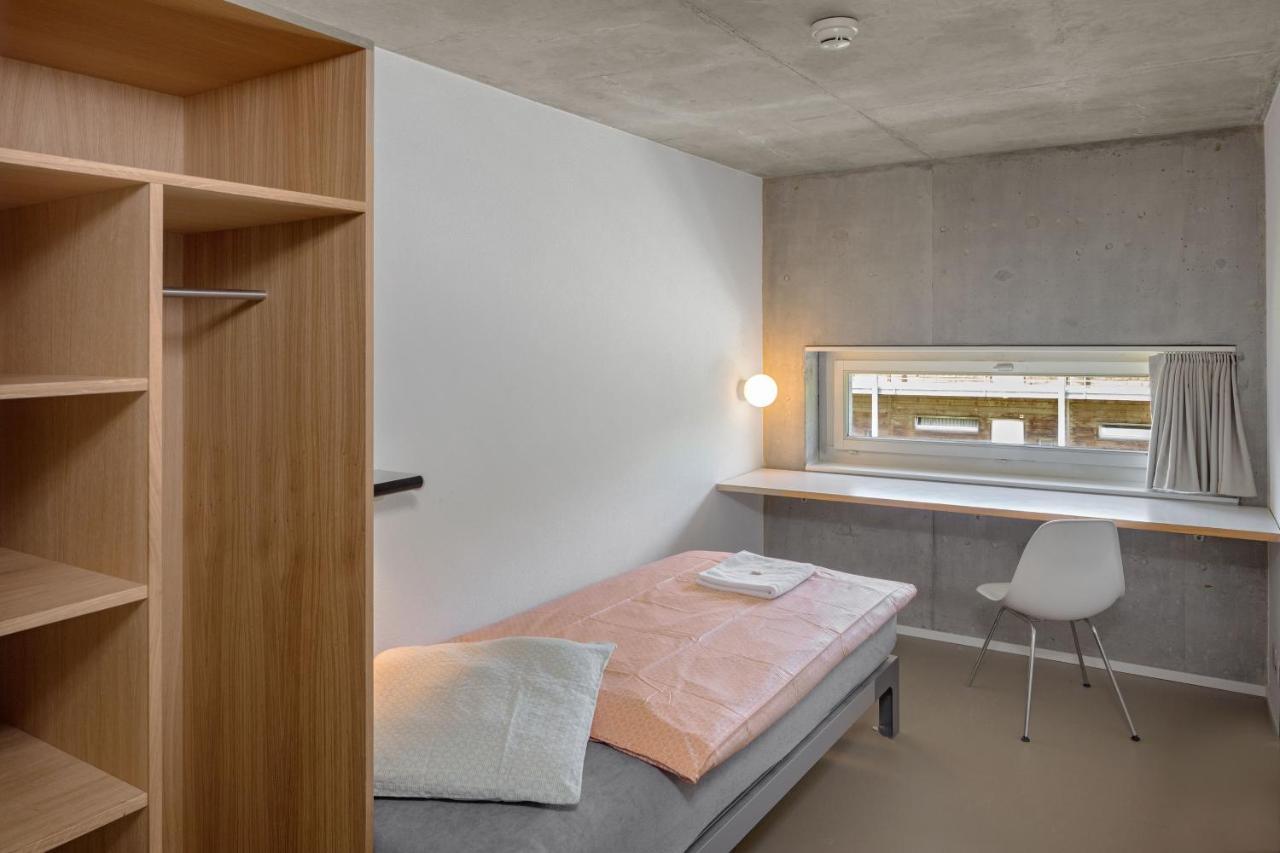 Einzelzimmer mit Gemeinschaftsbad
