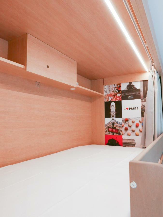 Bett im Schlafsaal mit 8 Betten - nur für Frauen