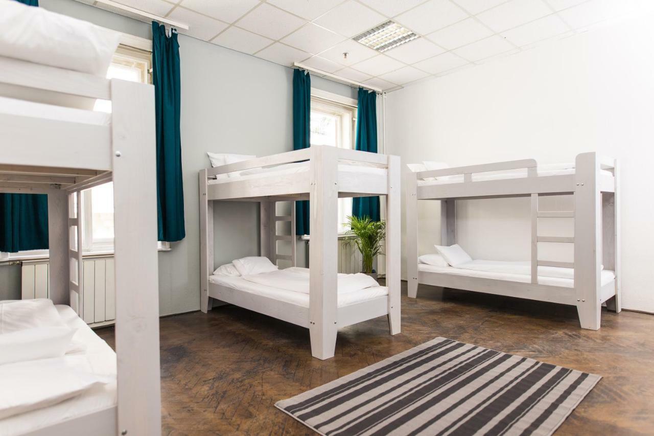 Bett im gemischten 6-Bett-Schlafsaal
