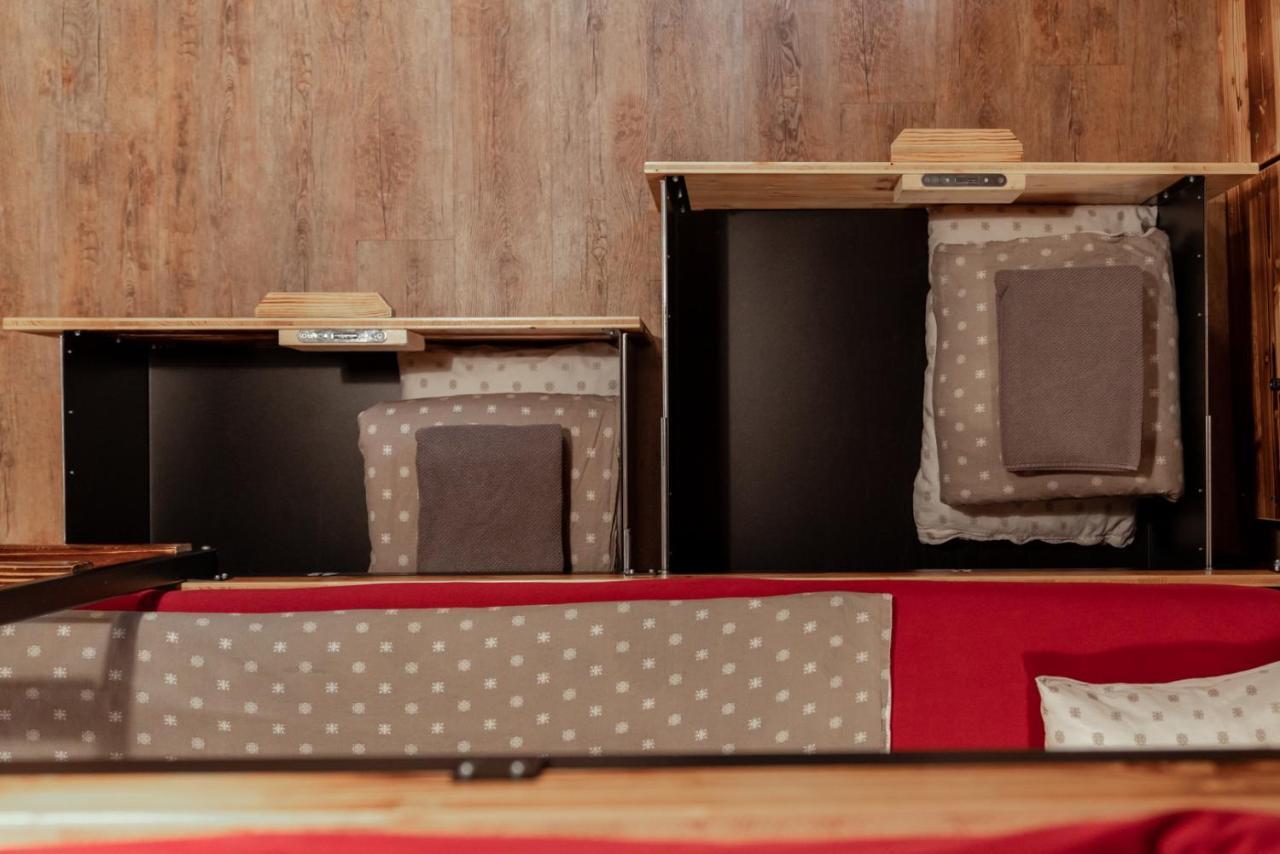 Etagenbett im gemischten Schlafsaal mit 8 Betten
