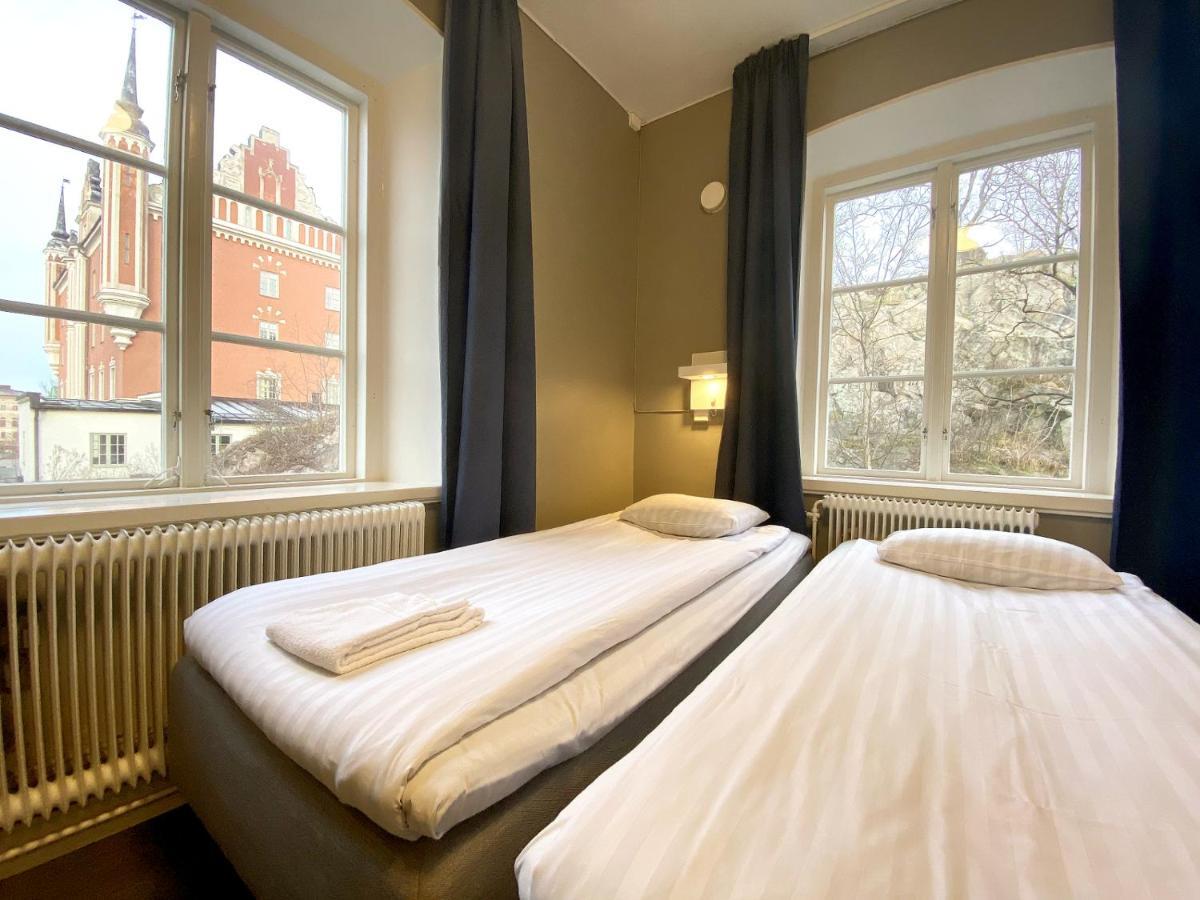 Zweibettzimmer mit Gemeinschaftsbad