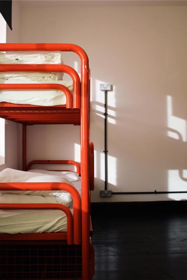 Bett im gemischten 6-Bett-Schlafsaal