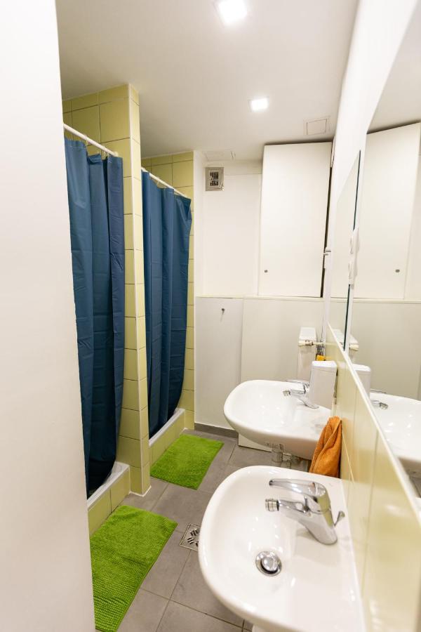 Bed in 8-Bed Mixed Dormitory Room,981872896:JPEG