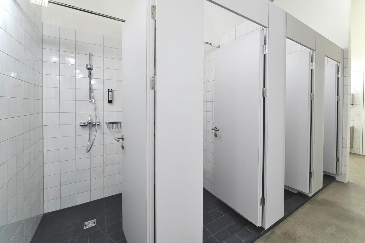 Vierbettzimmer mit Gemeinschaftsbad