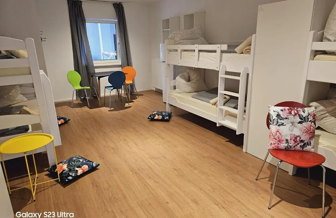 Estelada Hostel Berg Am Laim-1