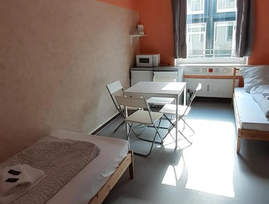 2-Rent Group Hostel Rooms&Apartments GKP2-1