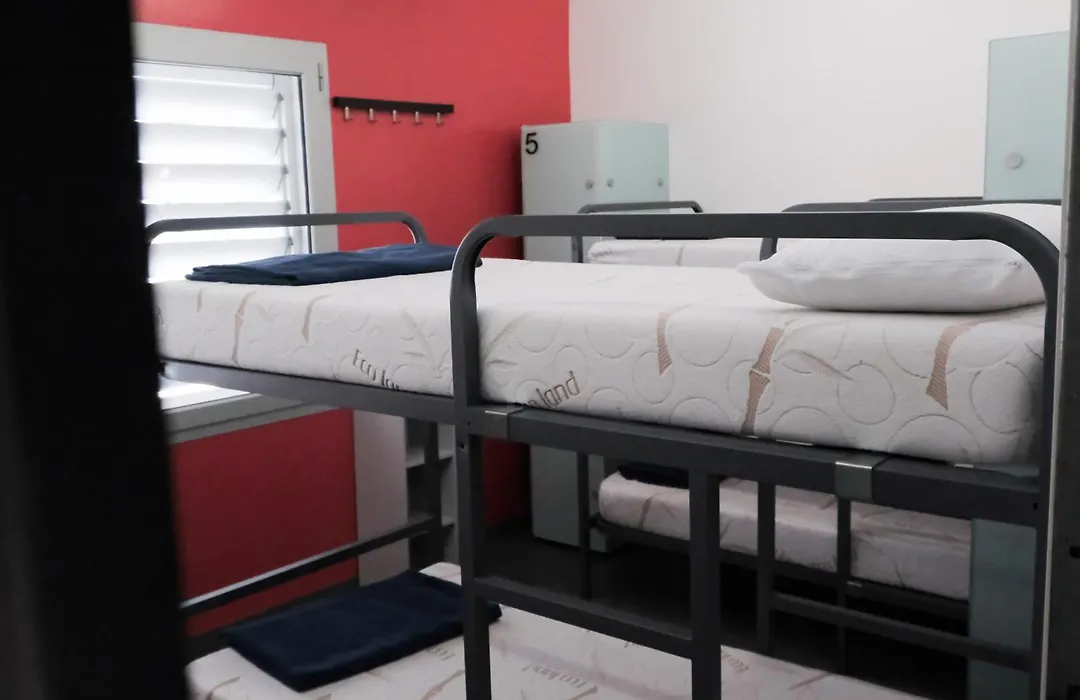 HelloBCN Youth Hostel Barcelona-1