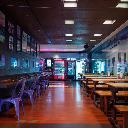 Kabul Party Hostel Barcelona-2