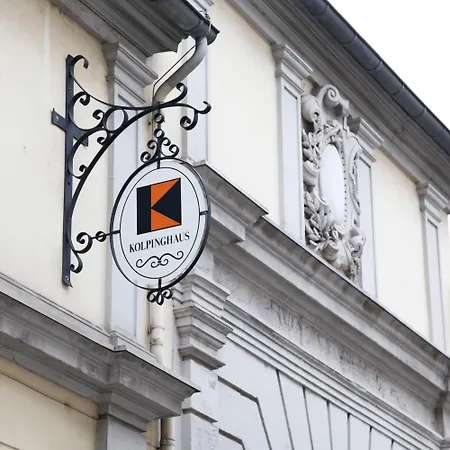 Kolping Hostel Trier im Warsberger Hof-2