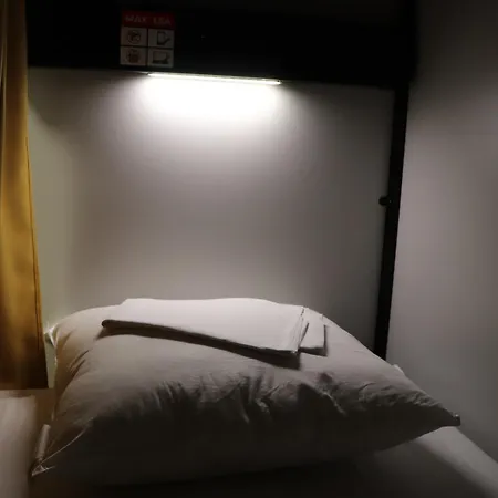 Jacques Brel Youth Hostel-3