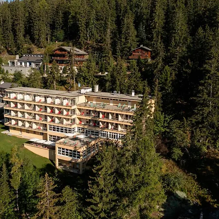 Crans-Montana Youth Hostel-3