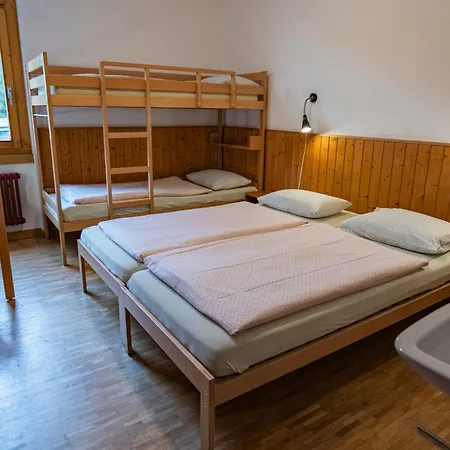 Pontresina Youth Hostel-2