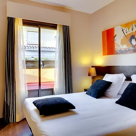 THC Tirso Molina Hostel-2